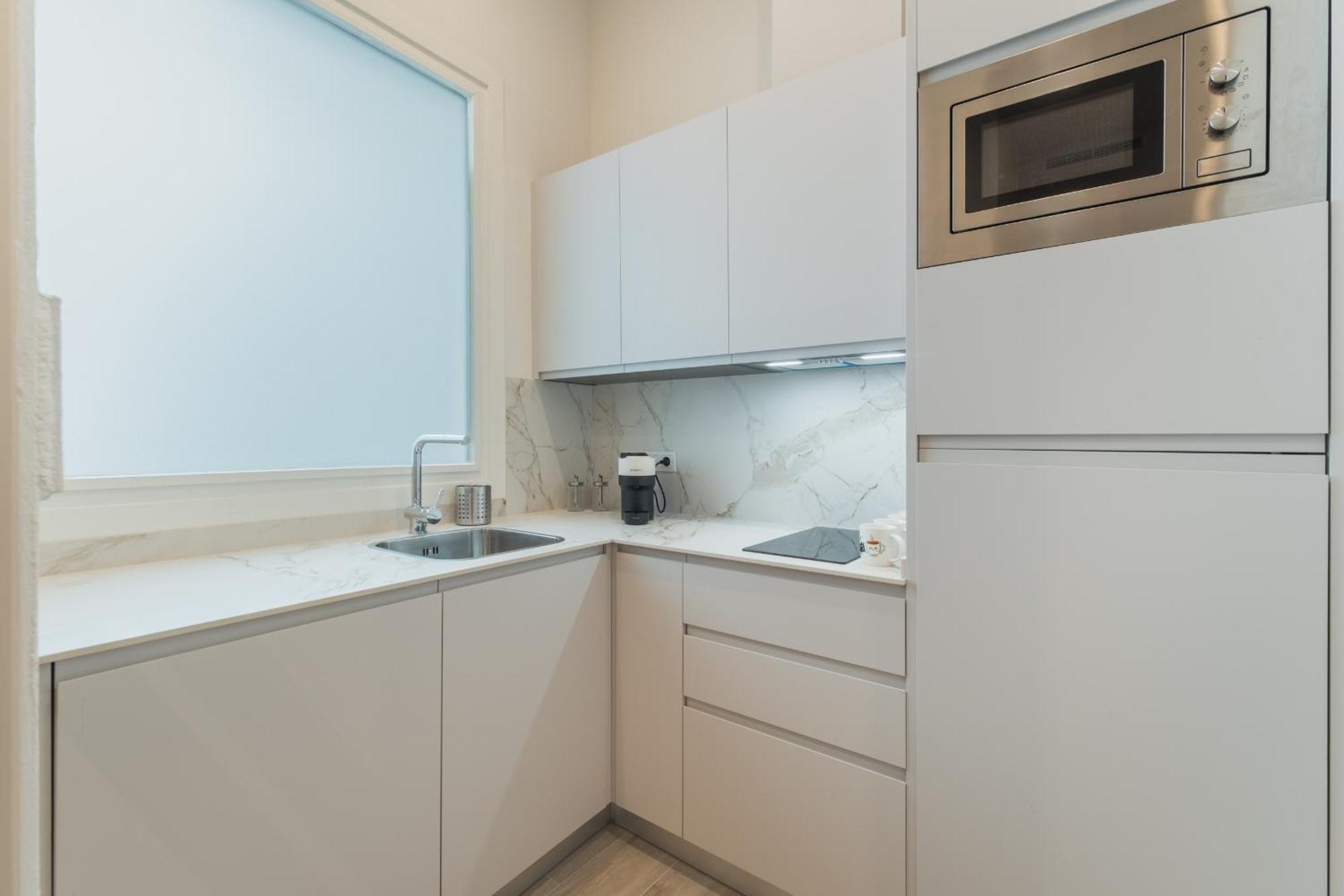 Qe Apartments Кадис Экстерьер фото